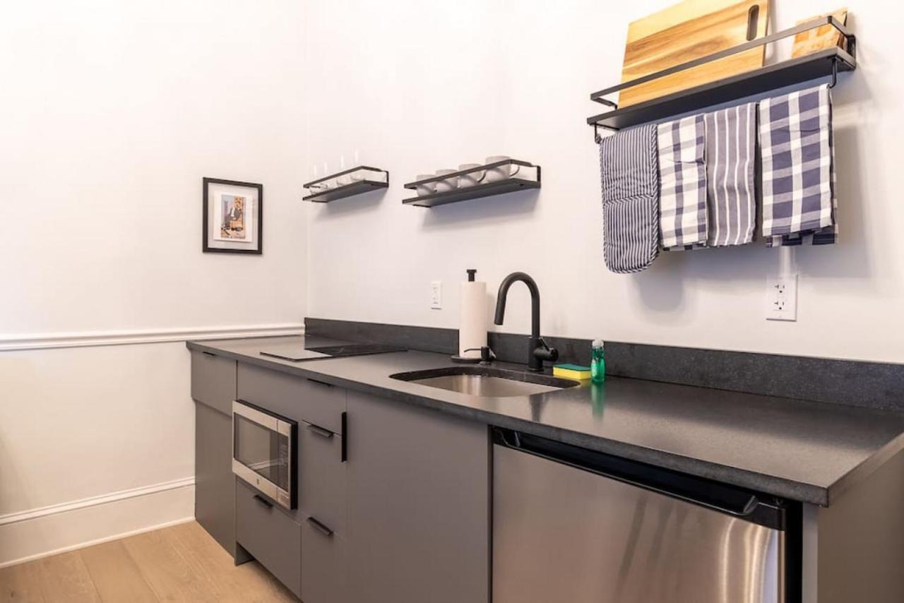 Thena Hotel - Ground Floor 1 Bedroom Suite Philadelphia Exteriör bild